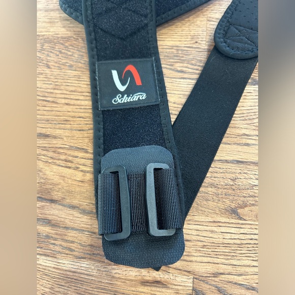 Schiara Back/Neck Posture Corrector - Picture 4 of 8